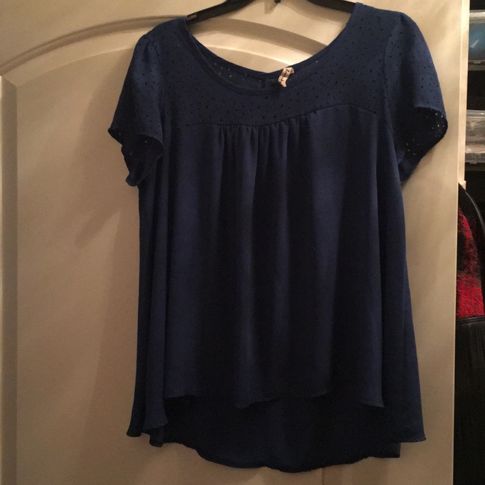 flowy top